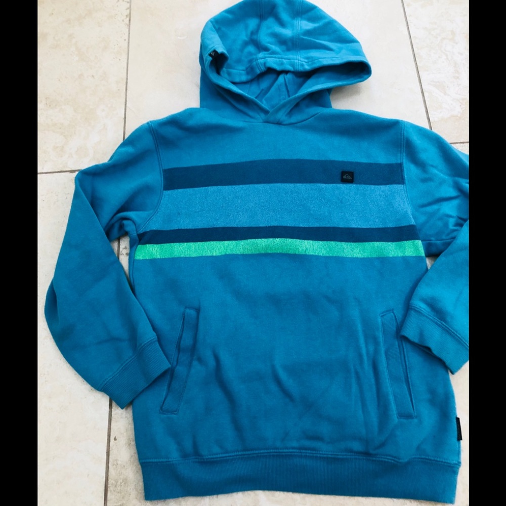 Quicksilver Hoodie- Boys small (Size 7)